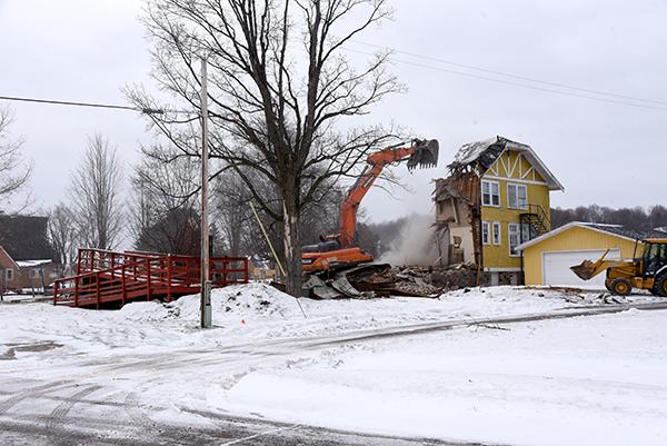 Caspian Community Center being demolished.